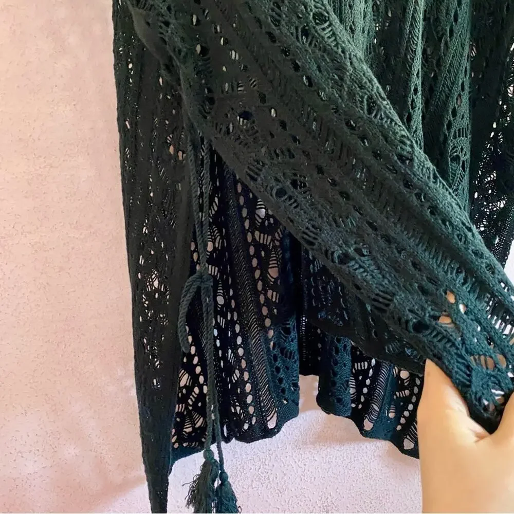 LA Class 100% Acrylic V-Neck Contemporary Resortwear Crochet Tunic Swim Coverup